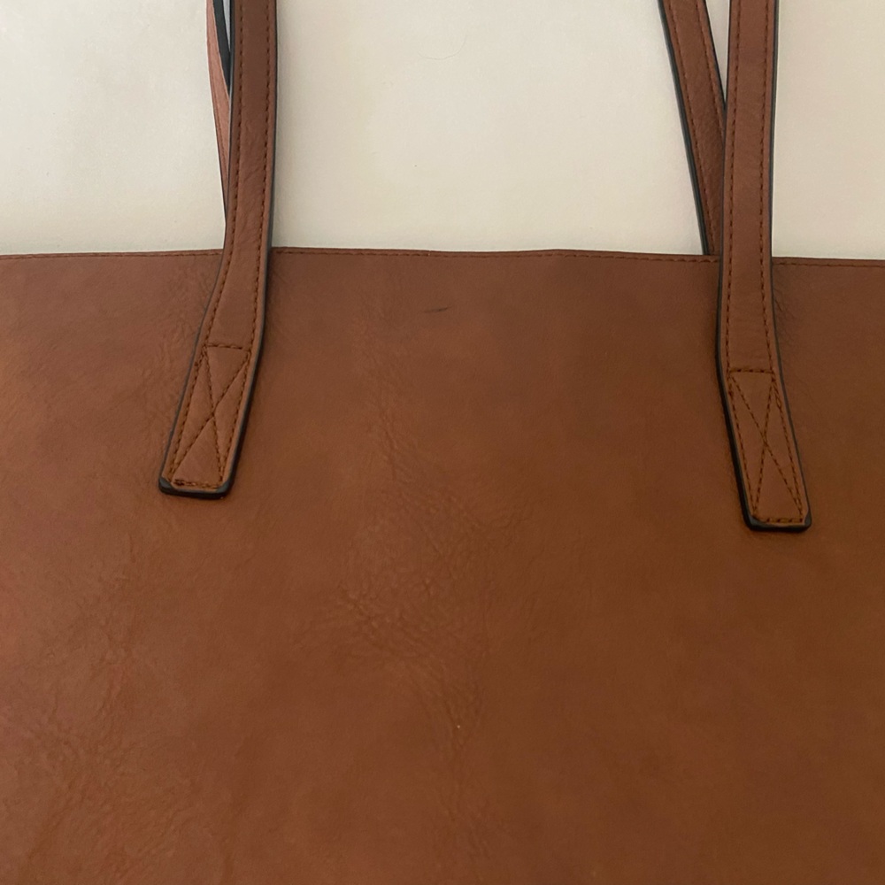 Faux Leather Brownish Colored Large Tote Handbag - Picture 5 of 11